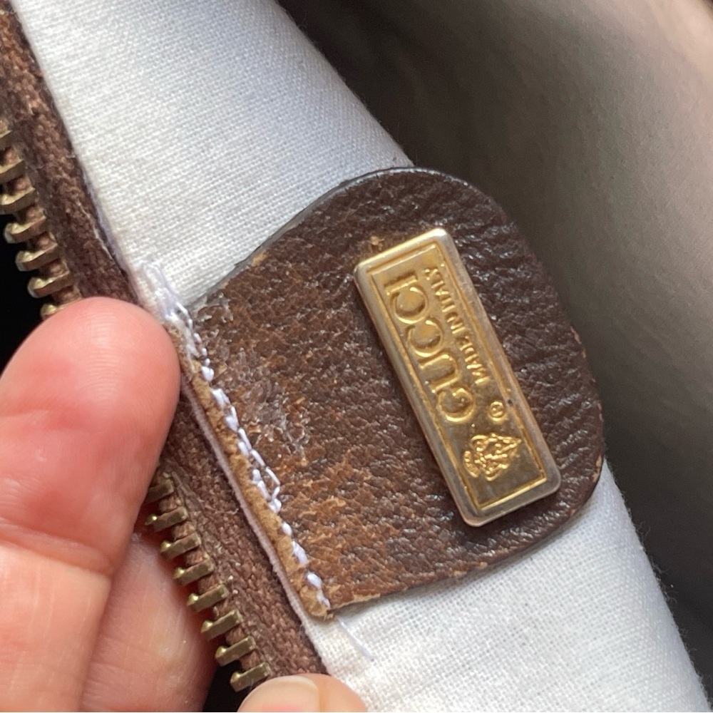 Authentic vintage Gucci web sherry line crossbody bag (001.105.0791) (KLV03) - Picture 12 of 15